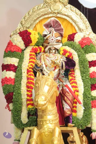 Pada-Puja_Photo_1007_IMG_0093_CMP_WM