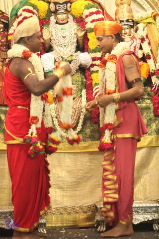 01-MEENAKSHI-TIRUKALYANAM_Photo_1048_IMG_5351_CMP_WM