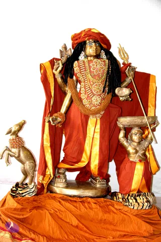 04-Galleria-And-Deities_Photo_1032_IMG_2403_CMP_WM
