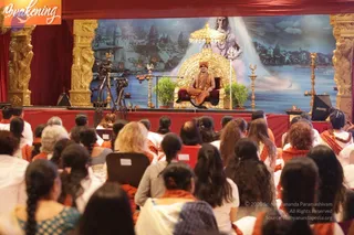 3-Morning-Satsang_Photo_1005_IMG_4877_CMP_WM