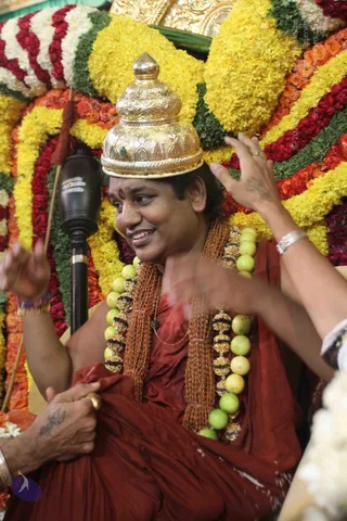 1-Pada-Puja-Satsang_Photo_1014_IMG_3964_CMP_WM