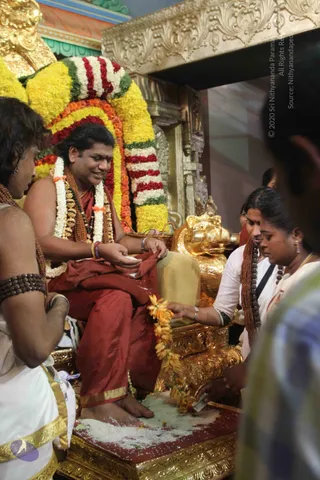 1-Pada-Puja-Satsang_Photo_1026_IMG_4119_CMP_WM