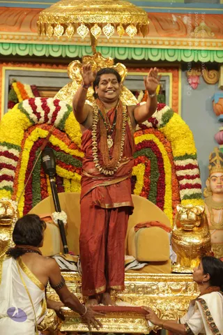 1-Pada-Puja-Satsang_Photo_1032_IMG_4320_CMP_WM