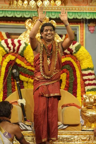 1-Pada-Puja-Satsang_Photo_1033_IMG_4321_CMP_WM