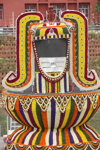 2-Vaidya-Sarovar_Photo_1005_IMG_4367_CMP_WM