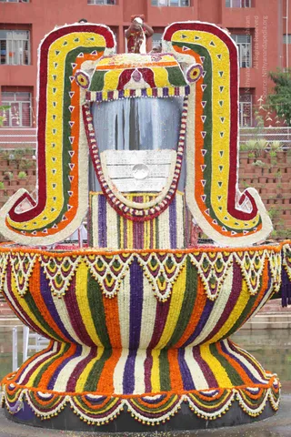 2-Vaidya-Sarovar_Photo_1011_IMG_4405_CMP_WM