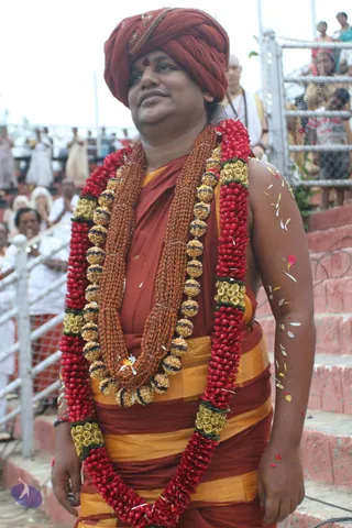 2-Vaidya-Sarovar_Photo_1030_IMG_4444_CMP_WM(1)