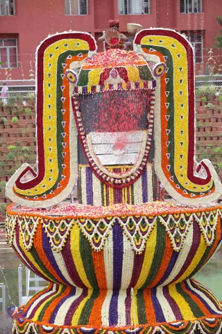 2-Vaidya-Sarovar_Photo_1038_IMG_4488_CMP_WM
