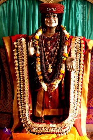 3-Deities_Photo_1011_IMG_1034_CMP_WM