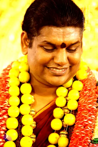 2-Darshan_Photo_1034_file000910_CMP_WM
