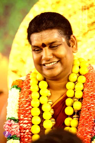 2-Darshan_Photo_1037_file000913_CMP_WM
