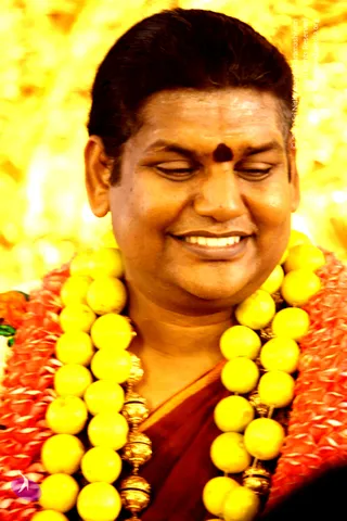 2-Darshan_Photo_1038_file000921_CMP_WM