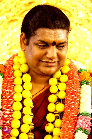 2-Darshan_Photo_1043_file000930_CMP_WM
