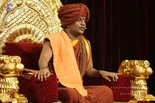01-ARUNAGIRI-YOGISHWARA-STORY_Photo_1092_IMG_2549_CMP_WM
