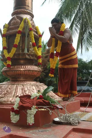 01-DHWAJAROHANAM_Photo_1042_IMG_3427_CMP_WM