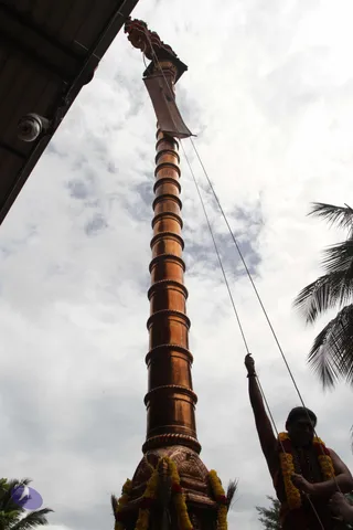 01-DHWAJAROHANAM_Photo_1046_IMG_3430_CMP_WM