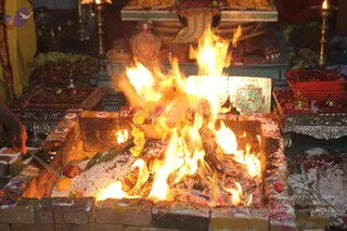 1-Agni-Samyama-Initiation_Photo_1008_IMG_0020_CMP_WM