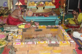 1-Agni-Samyama-Initiation_Photo_1085_IMG_9885_CMP_WM