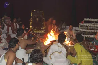 1-Agni-Samyama-Initiation_Photo_1123_IMG_9965_CMP_WM