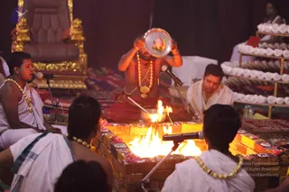 1-Agni-Samyama-Initiation_Photo_1129_IMG_9975_CMP_WM