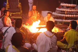 1-Agni-Samyama-Initiation_Photo_1133_IMG_9980_CMP_WM