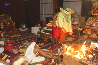 1-Agni-Samyama-Initiation_Photo_1134_IMG_9981_CMP_WM