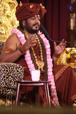 01-NITHYA-SATSANG_Photo_1010_IMG_9536_CMP_WM