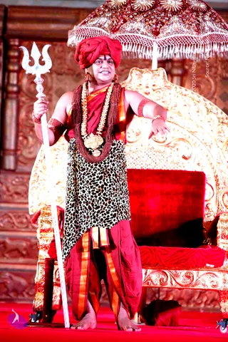 2-Darshan_Photo_1096_IMG_9760_CMP_WM