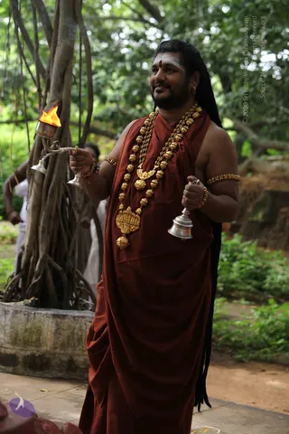 01-Guru-Peyarchi-Temple-Visit_Photo_1028_IMG_8467_CMP_WM