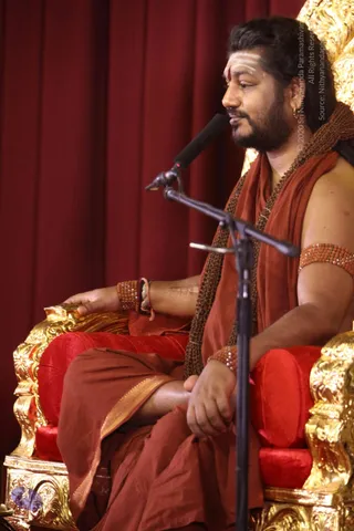 1-Nithya-Satsang_Photo_1012_IMG_1975_CMP_WM