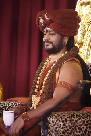 01-Nitya-Satsang_Photo_1010_IMG_6286_CMP_WM