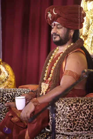 01-Nitya-Satsang_Photo_1014_IMG_6290_CMP_WM