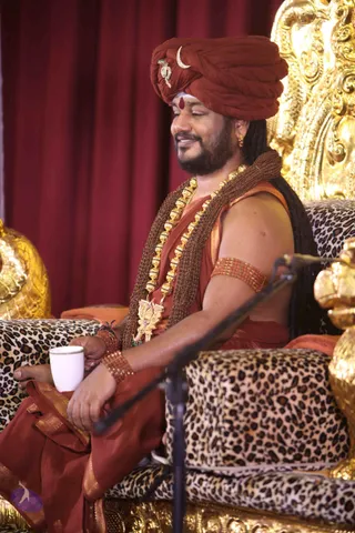 01-Nitya-Satsang_Photo_1016_IMG_6292_CMP_WM