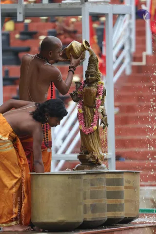 01-rudrabhishekam_Photo_1004_G28A1050_CMP_WM