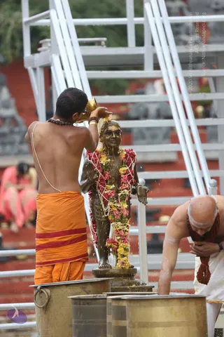 01-rudrabhishekam_Photo_1010_G28A1074_CMP_WM