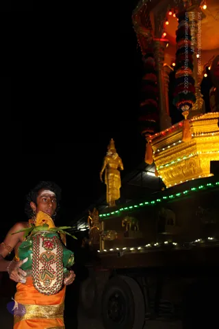 2-RATHOTSAVAM_Photo_1000_IMG_1245_CMP_WM