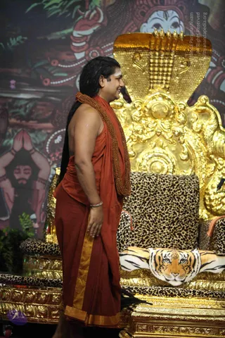 1-EVENING-SATSANG_Photo_1018_IMG_7428_CMP_WM