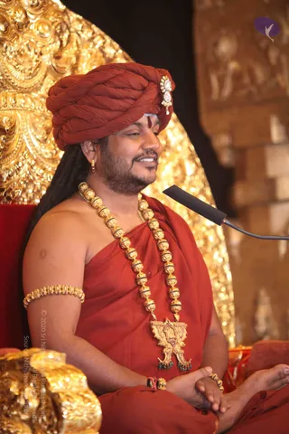 01-MORNING-SATSANG_Photo_1000_IMG_8829_CMP_WM