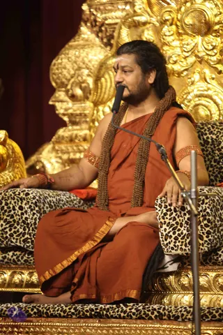 02-ANNAMAYAKOSHA-MEDITATION_Photo_1000_IMG_3049_CMP_WM