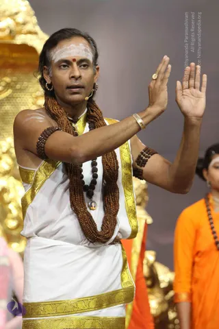 01-Shiva-Deeksha_Photo_1030_IM98D3~1