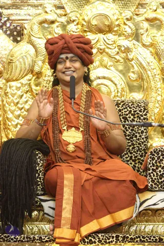 01-Shiva-Deeksha_Photo_1047_IMF8F6~1