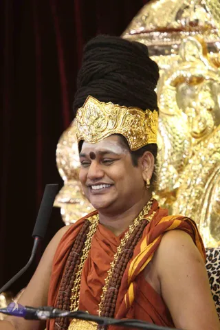 3-Evening-Satsang_Photo_1027_IM41F3~1