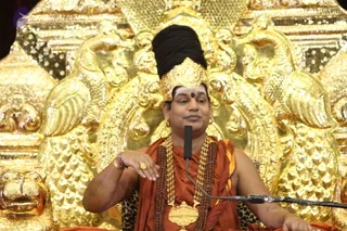 3-Evening-Satsang_Photo_1031_IM47F2~1