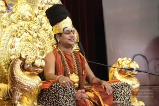 3-Evening-Satsang_Photo_1036_IM5252~1