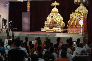 3-Evening-Satsang_Photo_1038_IM7301~1