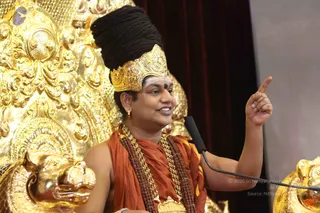 3-Evening-Satsang_Photo_1055_IMC02C~1