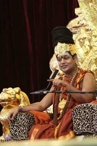 3-Evening-Satsang_Photo_1063_IMD2AC~1