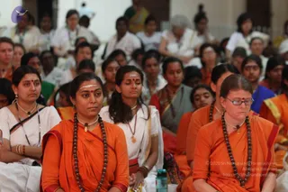 3-Evening-Satsang_Photo_1064_IMD445~1