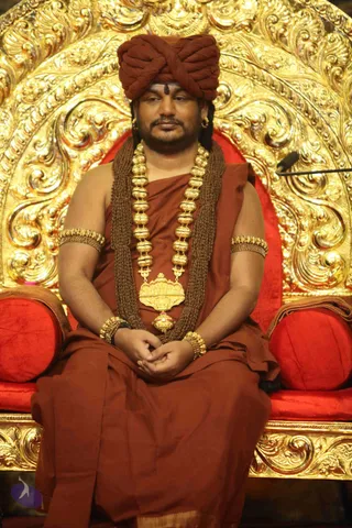 1-Nithya-Satsang_Photo_1000_IMG_2490_CMP_WM