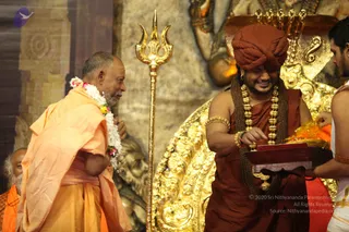 1-Nithya-Satsang_Photo_1009_IMG_2525_CMP_WM